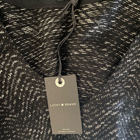 NWT Lucky Brand XL Sweater Dress
Tunic top
VNeck
Pockets - Picture 5 of 7